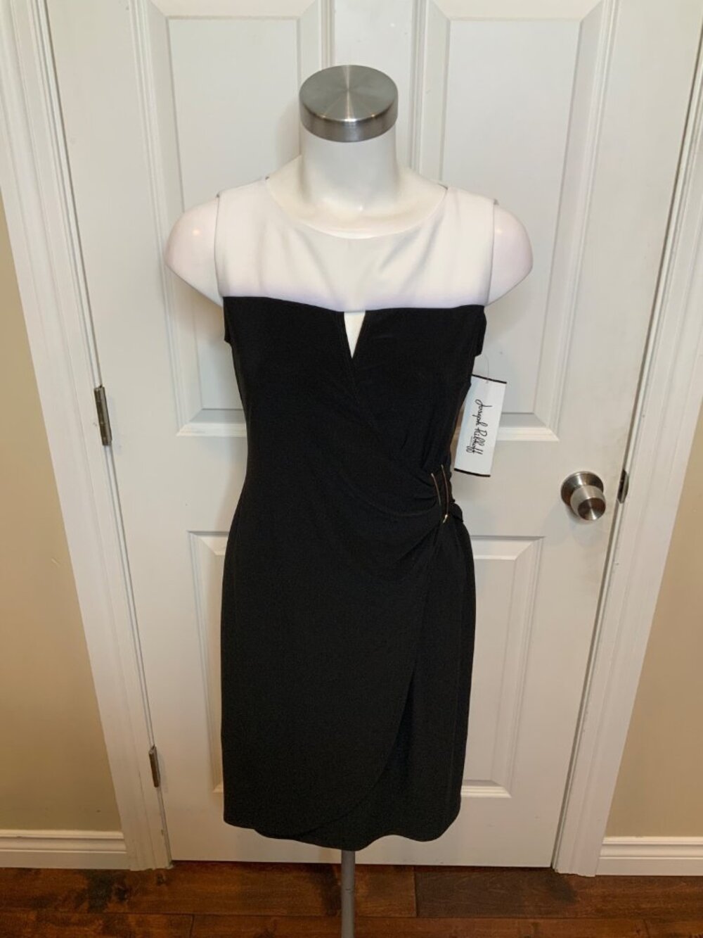 Joseph Ribkoff White Black Colorblock Buckle Gathered Dress NWT, Size 6